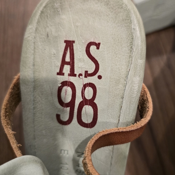 NEW A.S. 98 Heels - NWOT - Picture 5 of 8